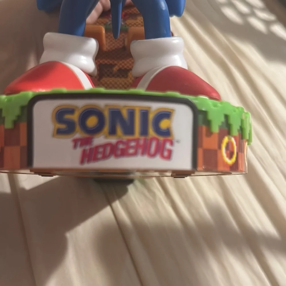 Sonic the Hedgehog PS5 controller holders